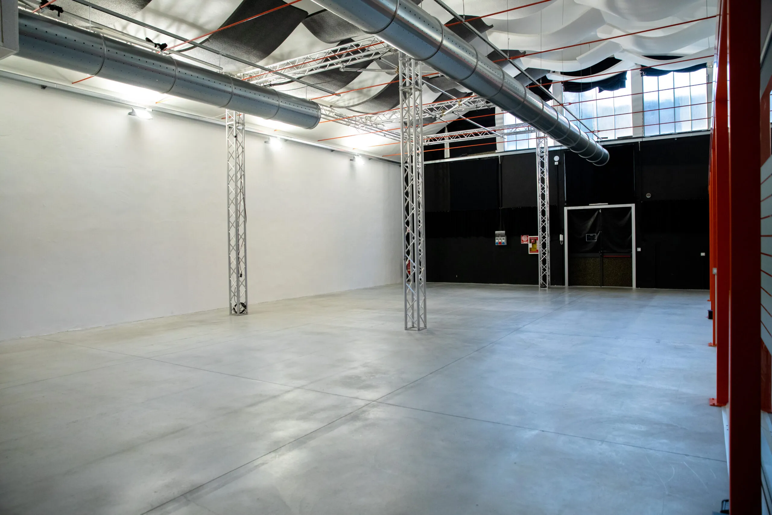 W3ave Studio Gallery